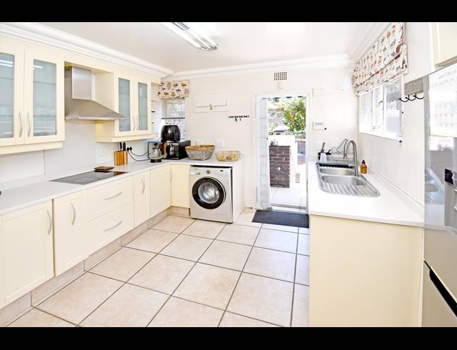 4 BEDROOM TOWNHOUSE FOR SALE IN ATHOLL